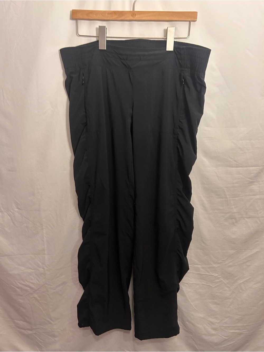 Athleta Black Wide Leg Ruched Pants